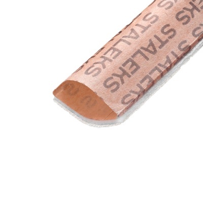 Cinta abrasiva laranja com texto STALENS em padrão repetido