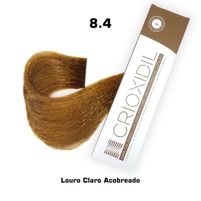 Amostra de cor de cabelo louro claro acobreado 8.4 e embalagem CROXIDIL