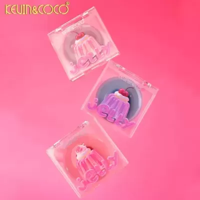 Caixas transparentes com produtos em gelatina decorados, texto jelly e marca KEVIN&COCO