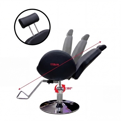 Cadeira de salão preta com base cromada e encosto reclinável.