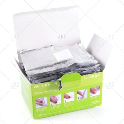 Caixa aberta verde com pacotes prata para remoção de gel de unhas