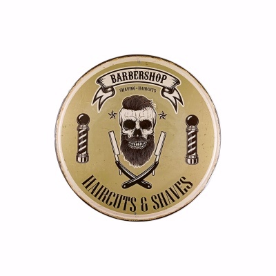 Placa decorativa metal ronde com crânio e texto BARBERSHOP SHAVING HAIRCUTS