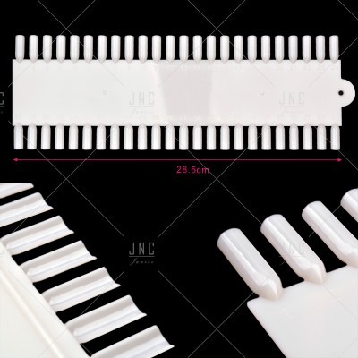 Mostruário plástico branco para verniz com paletas em fundo preto