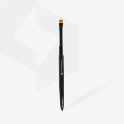 Pincel profissional Staleks Pro com cabo preto e cerdas amarelas e brancas
