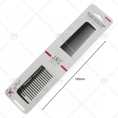 Pente antistático preto em embalagem branca com texto