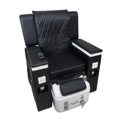 Poltrona de pedicure preta com encosto matelassê e base branca