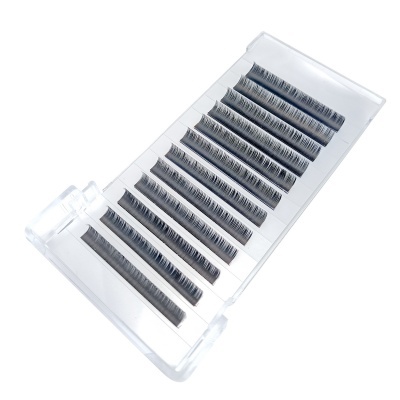 Conjunto de pestanas postiças pretas em estojo transparente