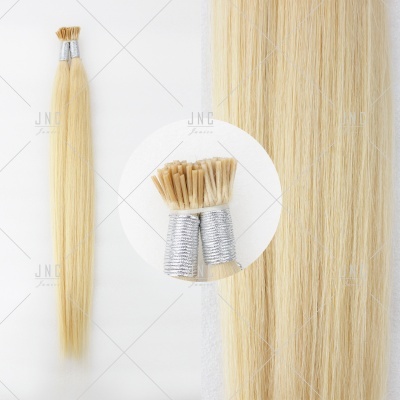 Extensões de cabelo loiro claro com pontas coladas em queratina