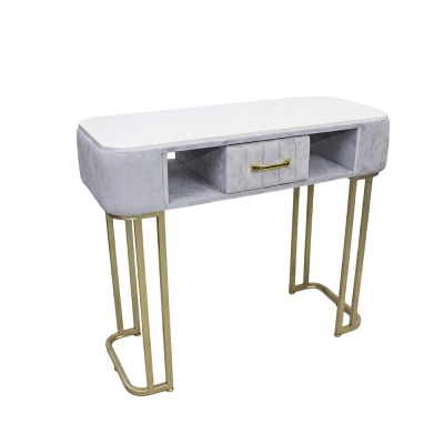 Mesa consola em cinza claro com tampo branco e pernas douradas