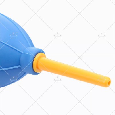 Borrifador de borracha azul com bico amarelo