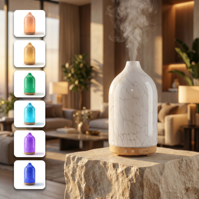 Difusor de aroma branco em cerâmica com padrão marmoreado e base de madeira a expelir vapor