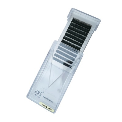 Conjunto de pestanas postiças em caixa transparente com marca JNC