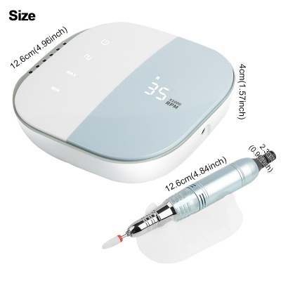 Dispositivo eletrônico quadrado branco e azul claro com visor digital e caneta metálica prateada para manicure