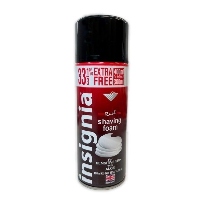 Espuma de barbear Insignia em tubo vermelho, branco e preto, 400ml, para pele sensível
