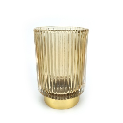 Vaso decorativo em vidro âmbar com base dourada