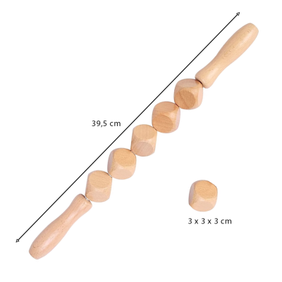 Rolo massajador de madeira com alças e cubos, medindo 39,5 cm.