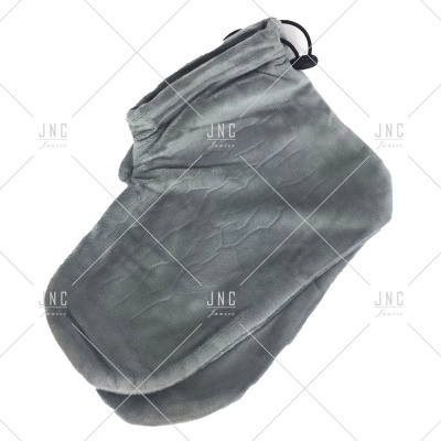 Meias cinza claro aveludadas com elástico preto