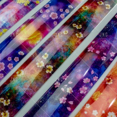 Faixas decorativas com padrões florais coloridos