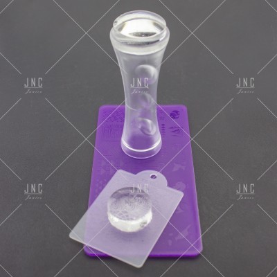 Kit de carimbos transparentes com base roxa e placa com padrões