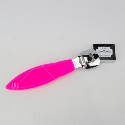 Descarnador de legumes com cabo rosa e lâmina metálica