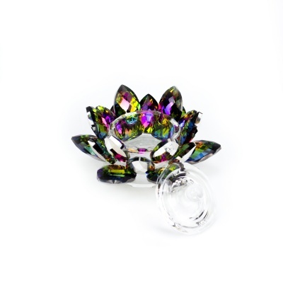 Recipiente em vidro colorido e transparente em forma de flor com tampa removível