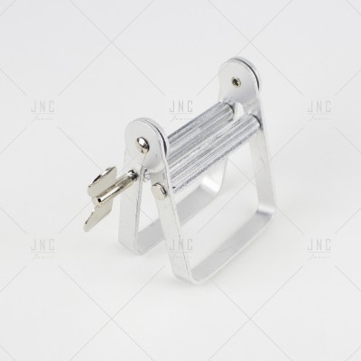 Suporte metálico prateado para rolos com mola e parafusos