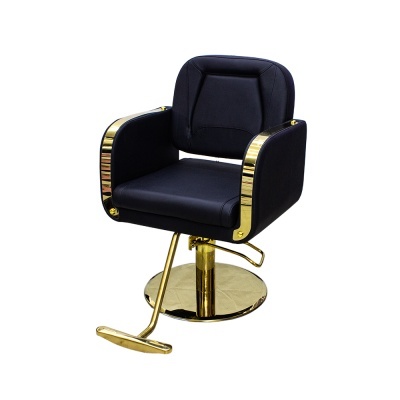 Cadeira de salão preta com detalhes dourados e base circular.