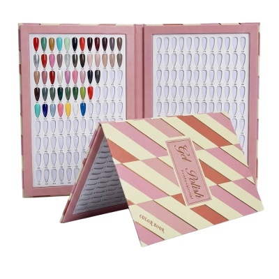 Livro de amostras de verniz gel com várias cores em plástico numeradas