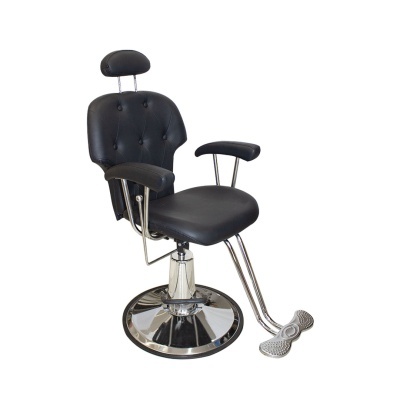 Cadeira de barbearia preto com base metálica e apoio para pés