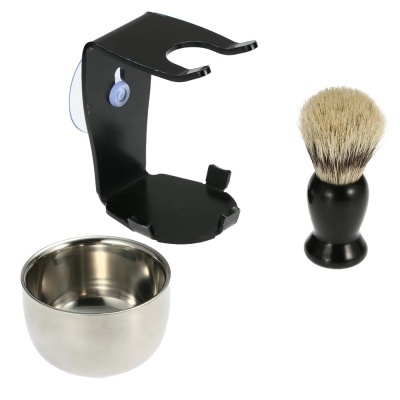 Conjunto de barbear com suporte preto, tigela em aço inox e pincel com cerdas naturais.