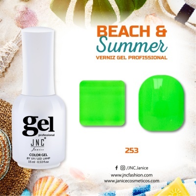 Verniz gel profissional JNC com amostras verdes em fundo de praia