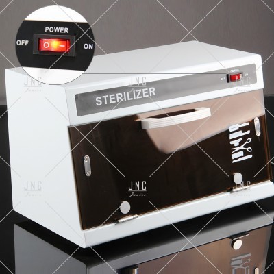 Esterilizador branco e preto com interruptor vermelho e porta preta refletora