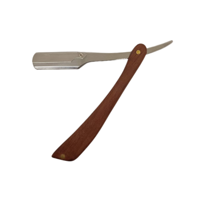 Navalha de barbear com cabo de madeira castanha e lâmina metálica cinza, em fundo branco.