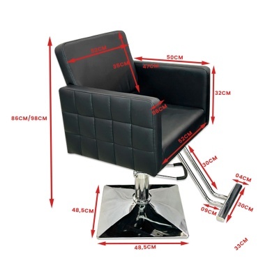 Cadeira de salão preta estofada com base metálica cromada e medidas marcadas em vermelho
