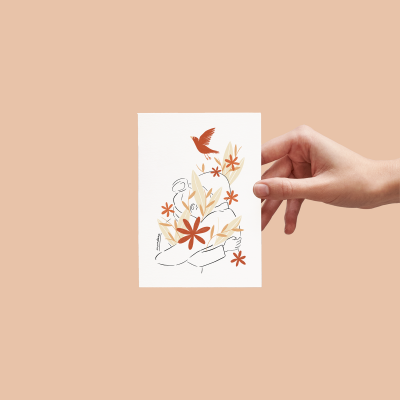 Ilustração minimalista em papel com mãos, flores e pássaro, fundo pêssego