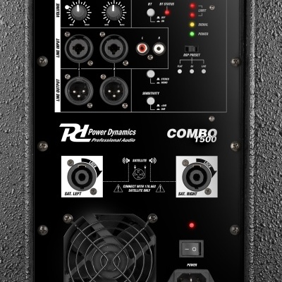 Parte traseira de coluna de som amplificada Power Dynamics COMBO 1500 com conectores e indicadores LED