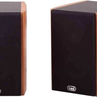 Par de colunas de som madeira clara com frente preta e logótipo Trevi