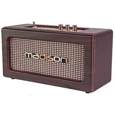 Rádio vintage de madeira castanha com grelha frontal