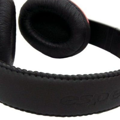 Auricular estéreo preto com almofadas de espuma e aro regulável