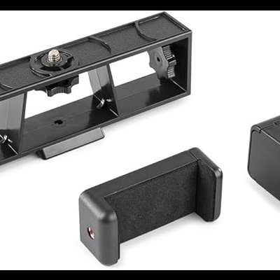 Peças de suporte ou montagem pretas em plástico e metal