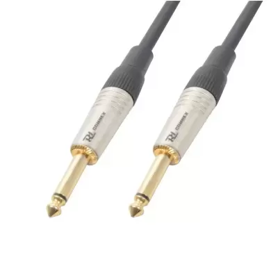 Cabo de áudio com conectores jack dourados e cabo preto