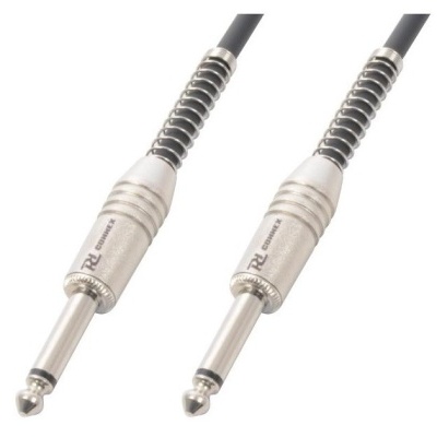 Cabo de áudio com pontas jack metálicas e cabo preto