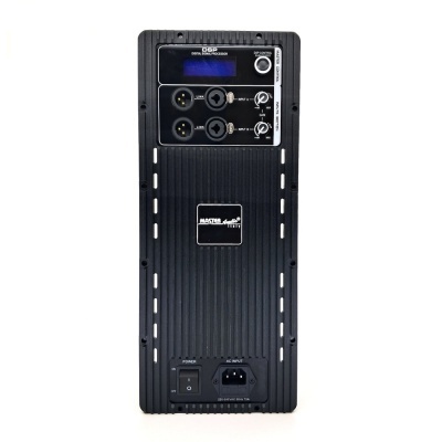 Processador de sinal digital DSP preto com display azul e controles