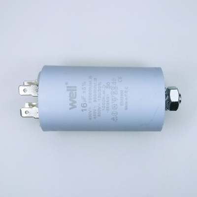 Condensador eletrolítico cinzento com terminais e porca, texto técnico impresso