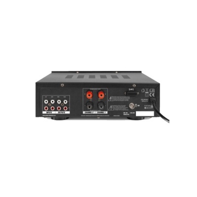 Amplificador preto com entradas RCA e bornes para colunas na parte traseira