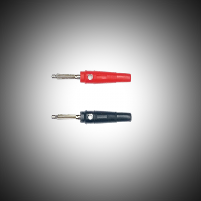 Dois conectores tipo banana, vermelho e preto, sobre fundo branco