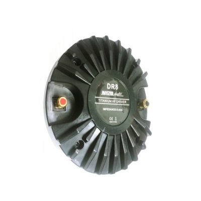 Driver de áudio preto DR8 Titanium em fundo branco