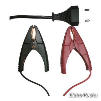 Par de pinças para bateria preta e vermelha com cabos e ficha elétrica