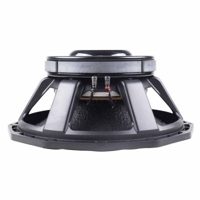 Subwoofer preto com conectores expostos