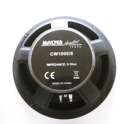 Coluna de som preta Master Audio Italy com texto branco